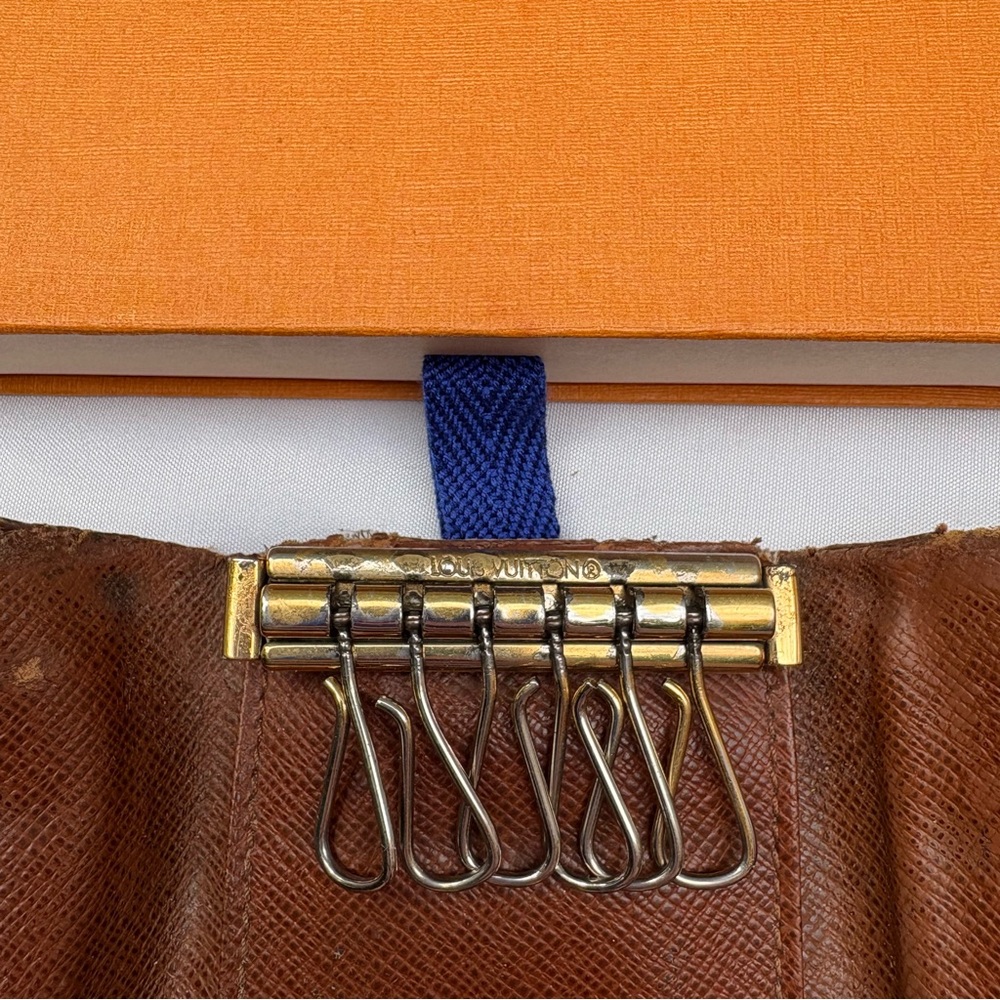 Louis Vuitton Monogram 6-key Key Holder (has wear) + LV box BOTH AUTHENTIC - Picture 8 of 9